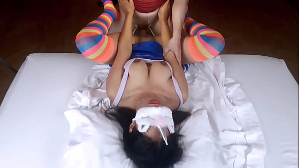 Tierna Colegiala Con Grandes Tetas Naturales Y Estrecho Coño Es Cogida Duro Después De Clases