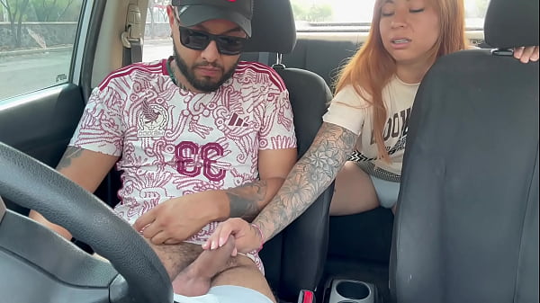 Masturbando A Taxista En La Calle