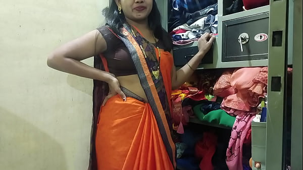कामवाली औरत की साड़ी उतार कर चुत मारी हिंदी ऑडियो