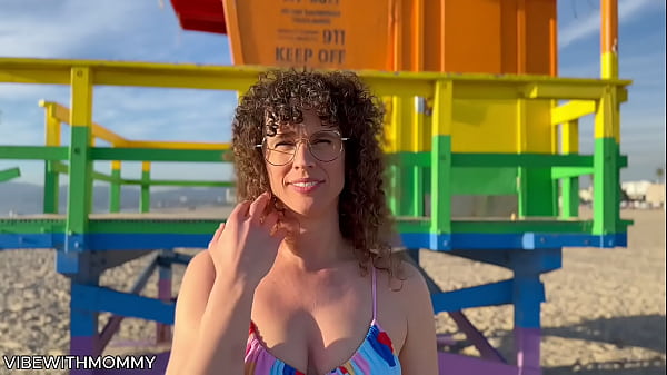 Jewish Milf Picks Up Random Guy For Sex At The Beach And Fucked By Stranger In Bikini